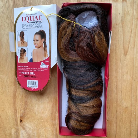 #89 MODEL MODEL PIGLET DRAWSTRING PONYTAIL - Picture 2 of 7